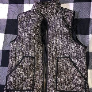 Black and white Herringbone Puffer Vest.